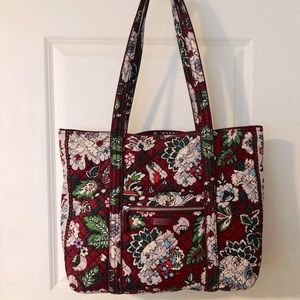🌺 Vera Bradley Iconic Tote 🌺